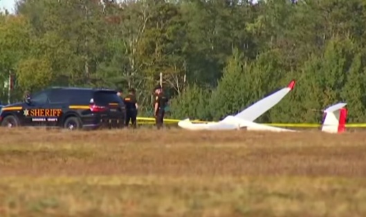 美媒:两架滑翔机在纽约州上空相撞,造成1人死亡 美媒:两架滑翔机在纽约州上空相撞,造成1人死亡
