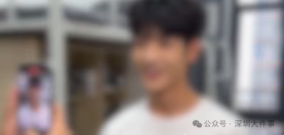 被夸“发型帅气”!广东一男子遭室友诱导,配合镜头眨眼、摇头,结果1.2万元存款没了 被夸“发型帅气”!广东一男子遭室友诱导,配合镜头眨眼、摇头,结果1.2万元存款没了