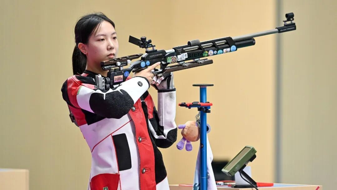 王子菲打破女子10米气步枪资格赛亚洲纪录,系本届亚运会中国代表团创造的首个亚洲纪录 王子菲打破女子10米气步枪资格赛亚洲纪录,系本届亚运会中国代表团创造的首个亚洲纪录