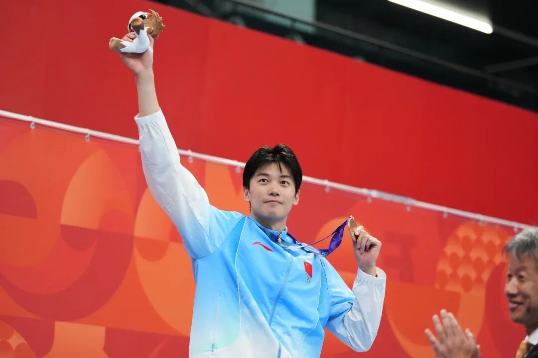 连续五届登上领奖台,汪顺回应获得亚运铜牌:弥补了5年前的遗憾 连续五届登上领奖台,汪顺回应获得亚运铜牌:弥补了5年前的遗憾