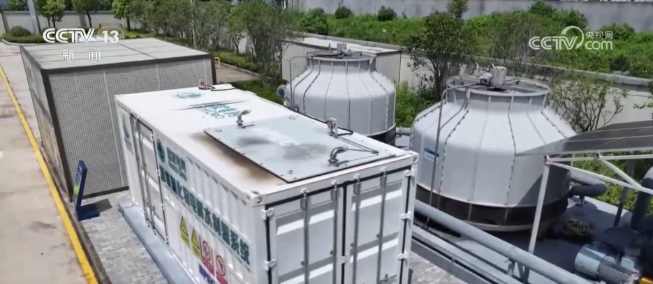 工业AI迭代升级“加速跑” 新材料新技术点亮绿色低碳生活 工业AI迭代升级“加速跑” 新材料新技术点亮绿色低碳生活