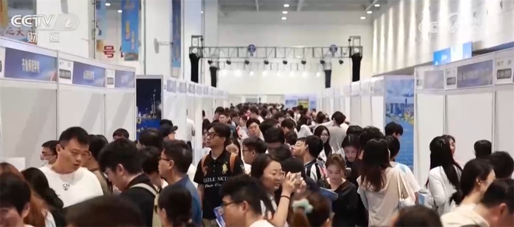 @求职者,多地积极推动高质量就业、多元化就业 这份招聘“新动向”请收藏↓ @求职者,多地积极推动高质量就业、多元化就业 这份招聘“新动向”请收藏↓