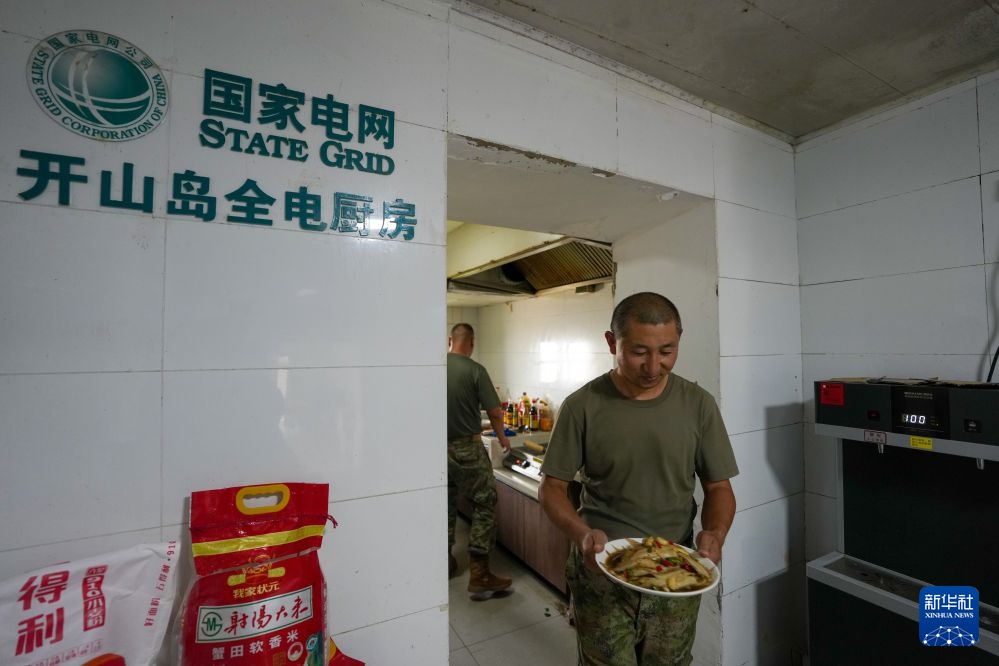 万里边疆行丨开山岛上的坚守 万里边疆行丨开山岛上的坚守