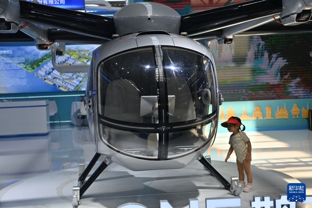 东博会上的未来空间展区 东博会上的未来空间展区