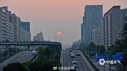 秋分前一天 北京长安街悬日正东