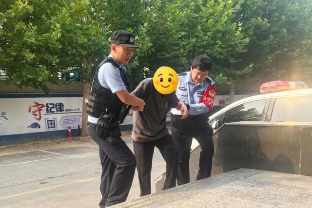 82 岁老人迷路,民警紧急出警助其重返养老院 82 岁老人迷路,民警紧急出警助其重返养老院