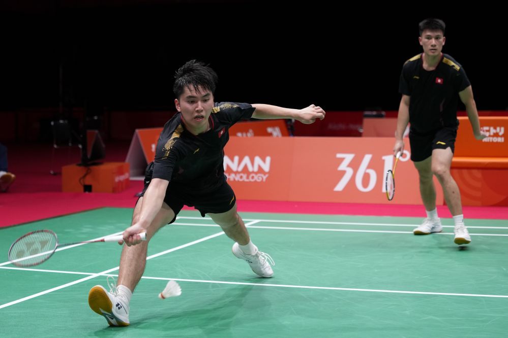 亚运会羽毛球:中国香港队止步首轮 男团八强产生 亚运会羽毛球:中国香港队止步首轮 男团八强产生