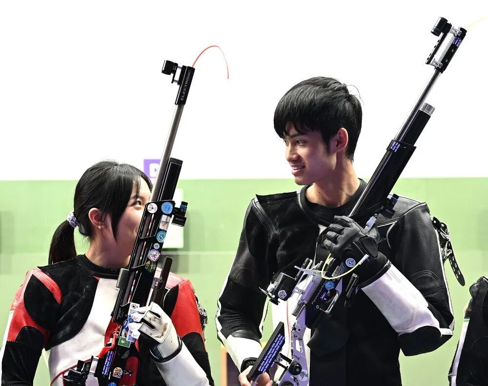 不到20分钟就“打卡下班” ，盛李豪三刷世界纪录！