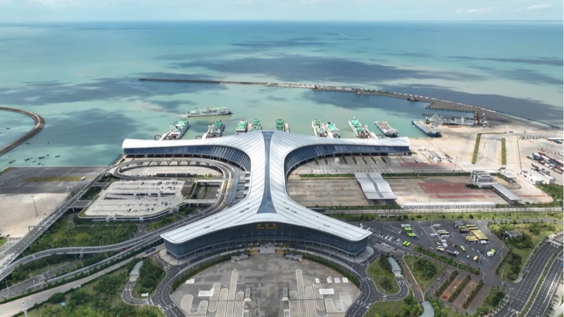 中秋假期 琼州海峡轮渡运输旅客预计约10万人次 中秋假期 琼州海峡轮渡运输旅客预计约10万人次