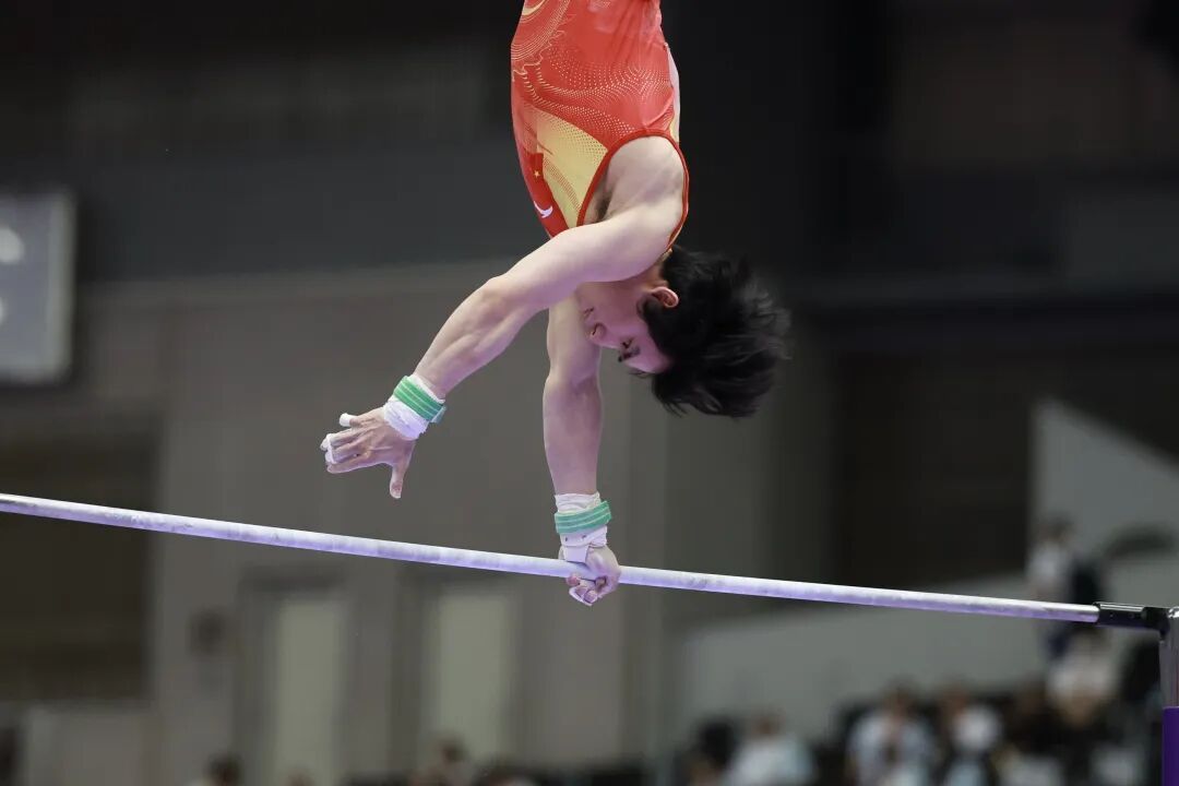 与两名日本奥运冠军同场,他选择“降难度”夺冠 与两名日本奥运冠军同场,他选择“降难度”夺冠