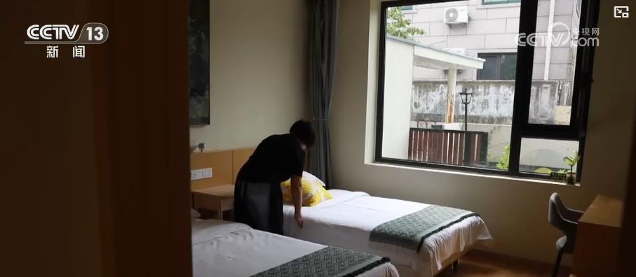 双节临近文旅市场升温:长线串游赏秋打卡 民宿提质迎客流 双节临近文旅市场升温:长线串游赏秋打卡 民宿提质迎客流