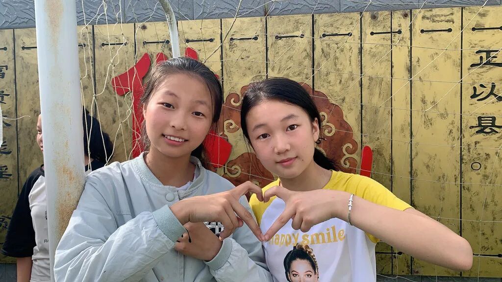 凡人微光｜一场跨越六年的梦想奔赴 大山女孩考上支教老师的母校