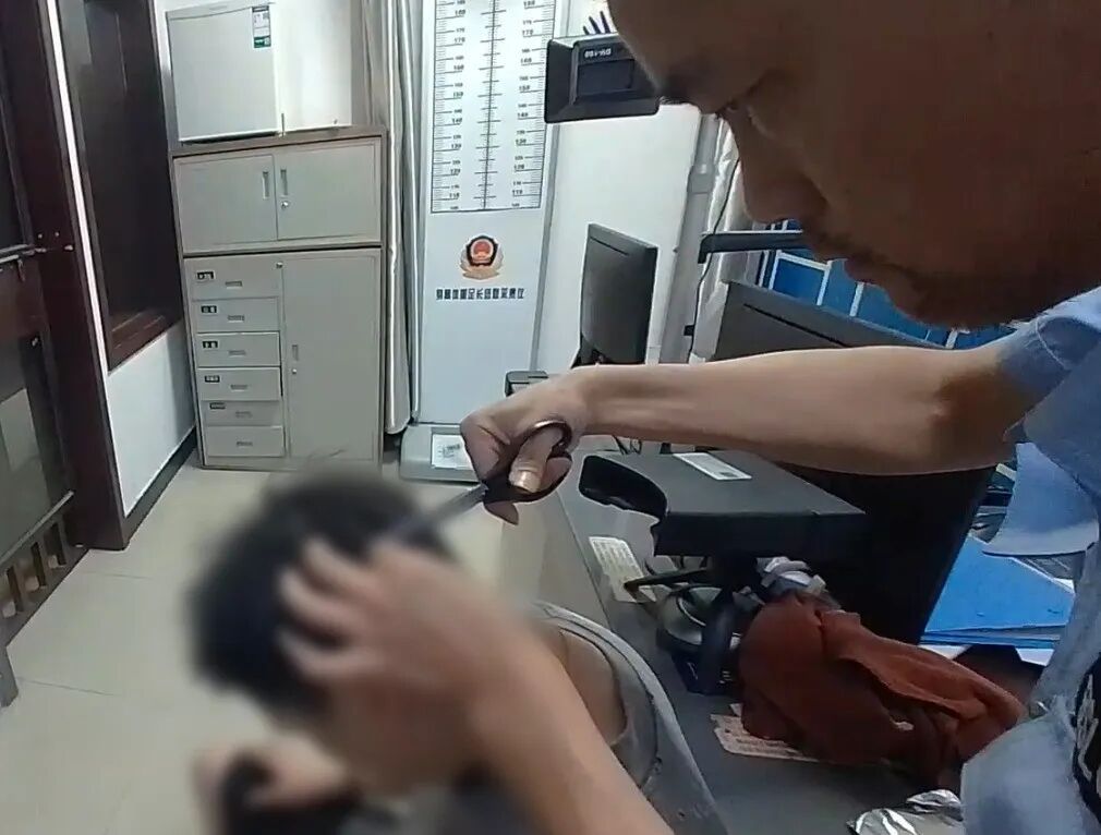 别被名字骗了!“黄金粉”听着金贵,实则是...... 别被名字骗了!“黄金粉”听着金贵,实则是......