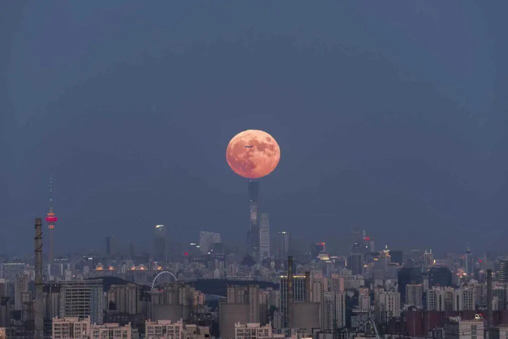 少见!今年中秋“十五的月亮十七圆”,下次要等到2043年 少见!今年中秋“十五的月亮十七圆”,下次要等到2043年