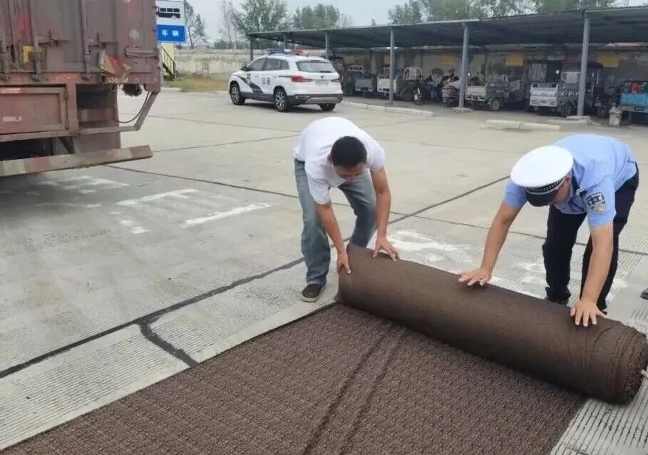 钱全转一个卡上,没了…… 钱全转一个卡上,没了……