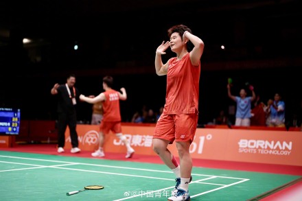 中国队一路零封对手!中国队时隔12年重夺亚运会羽毛球女团冠军 中国队一路零封对手!中国队时隔12年重夺亚运会羽毛球女团冠军