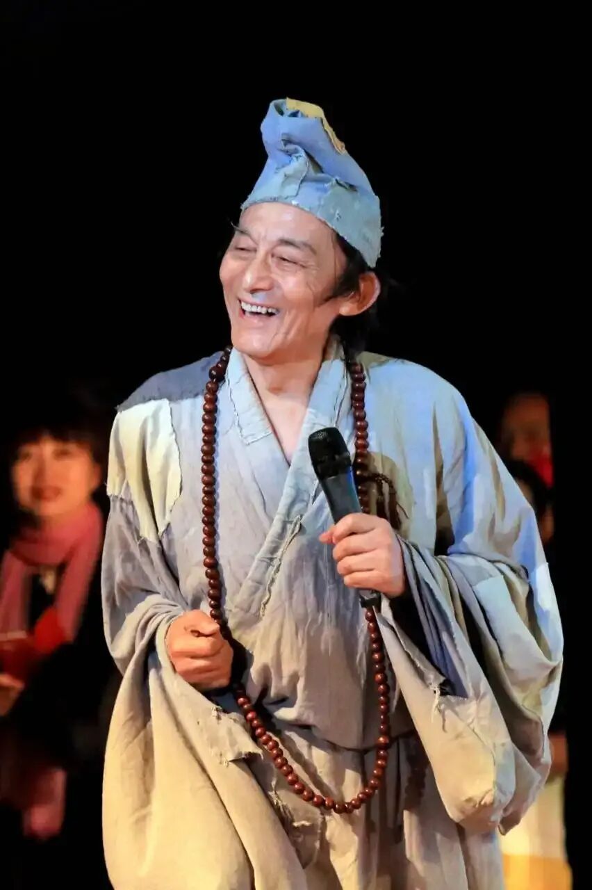 繁花辞枝,济公长存!游本昌:三十年龙套,一辈子角色 繁花辞枝,济公长存!游本昌:三十年龙套,一辈子角色