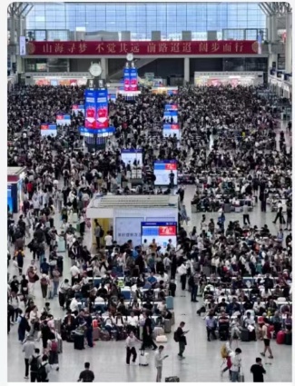 中秋假期开启！“长线游”与“短途游”叠加，上海各条高速流量已处于高位，警方提醒→