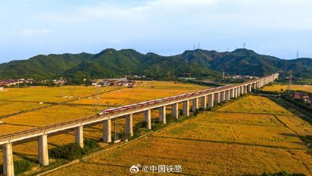 全国铁路预计发送旅客2234万人次 全国铁路预计发送旅客2234万人次
