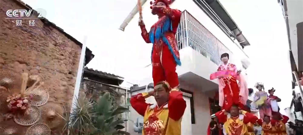 “新玩法+传统民俗”打造沉浸式消费新场景 激发假日文旅市场新动能