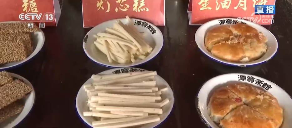 假期解锁古镇街巷“国风中秋”新场景 节日“小美好”汇成文旅“大流量”