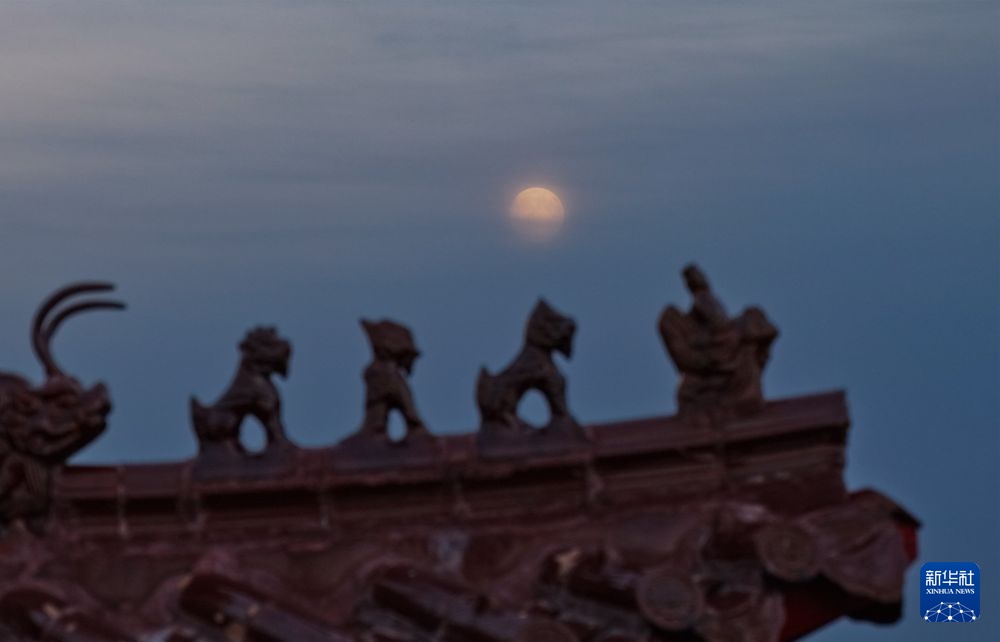 诗意中国丨一轮秋影转金波 诗意中国丨一轮秋影转金波