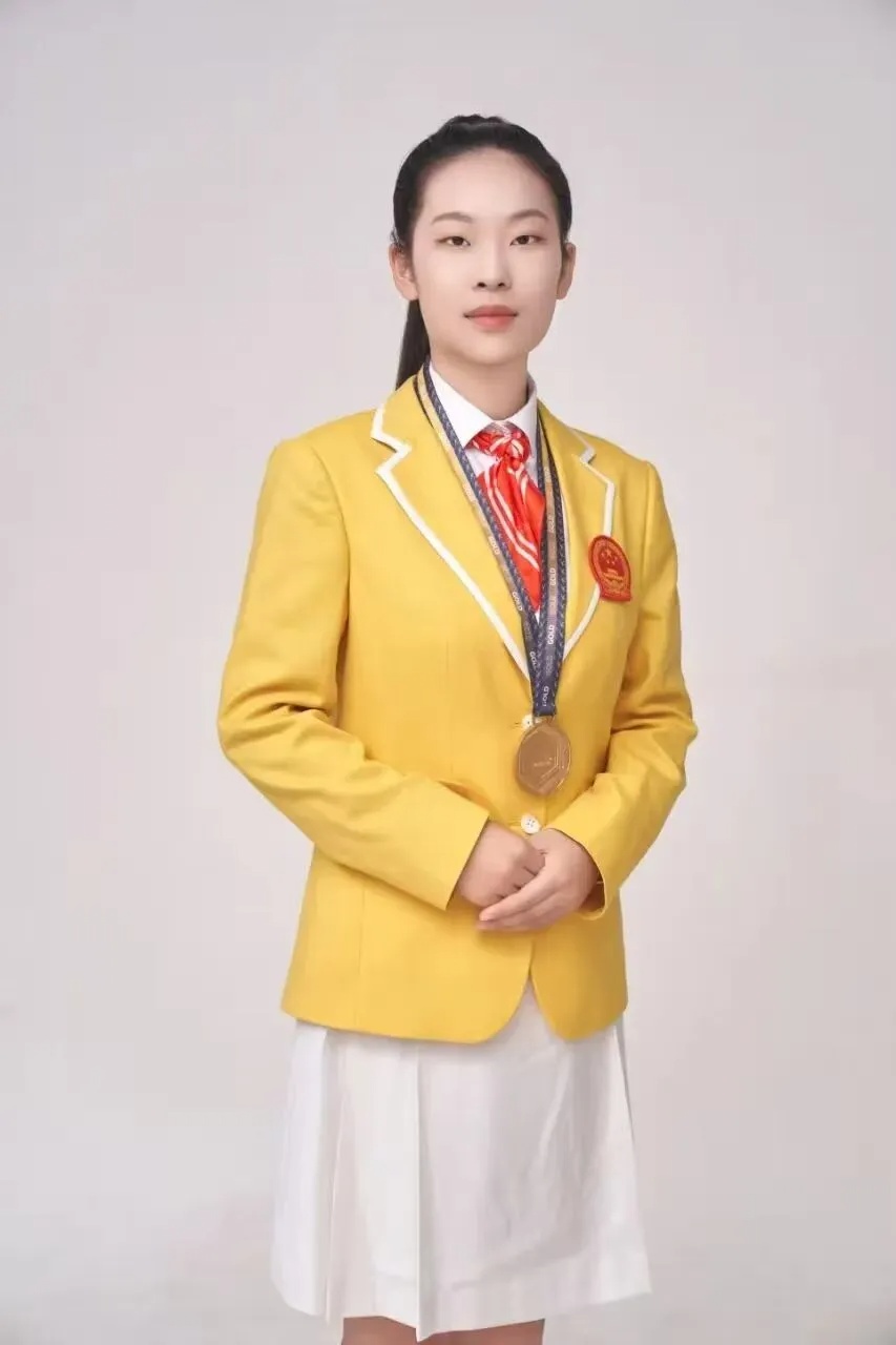青春怎么都要试一试!看世赛女孩如何“燃”动硬核赛道 青春怎么都要试一试!看世赛女孩如何“燃”动硬核赛道