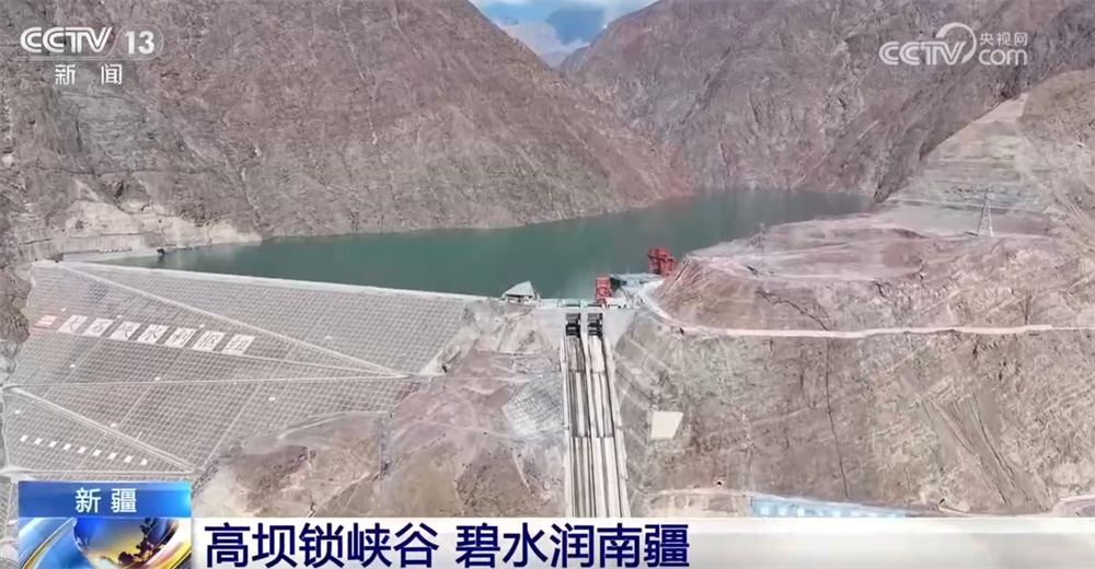 中秋假期重点工程加紧施工、稳步推进 建设者坚守岗位一线 中秋假期重点工程加紧施工、稳步推进 建设者坚守岗位一线