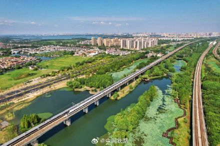 火车票预约购票试点服务可预约日期范围调整为开车前第30天至17天 火车票预约购票试点服务可预约日期范围调整为开车前第30天至17天