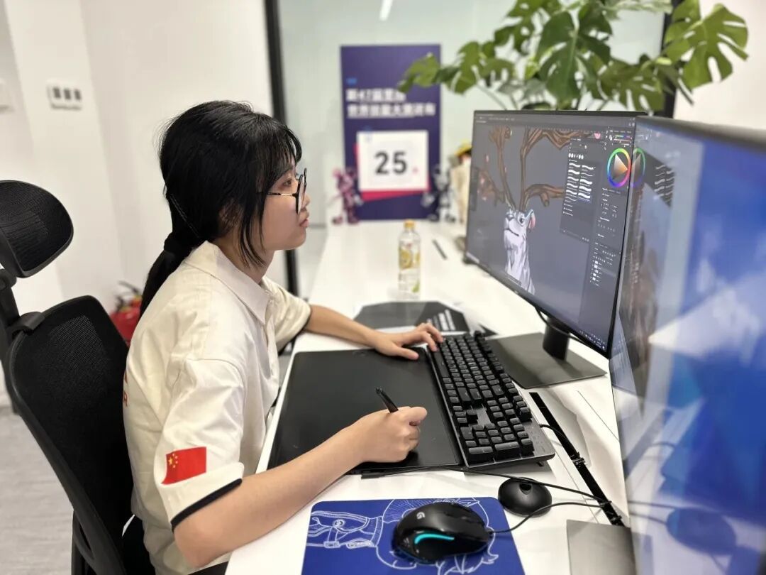 青春怎么都要试一试!看世赛女孩如何“燃”动硬核赛道 青春怎么都要试一试!看世赛女孩如何“燃”动硬核赛道