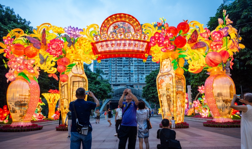 超660万人次,46.3亿元!这几天的广州,人气爆棚 超660万人次,46.3亿元!这几天的广州,人气爆棚