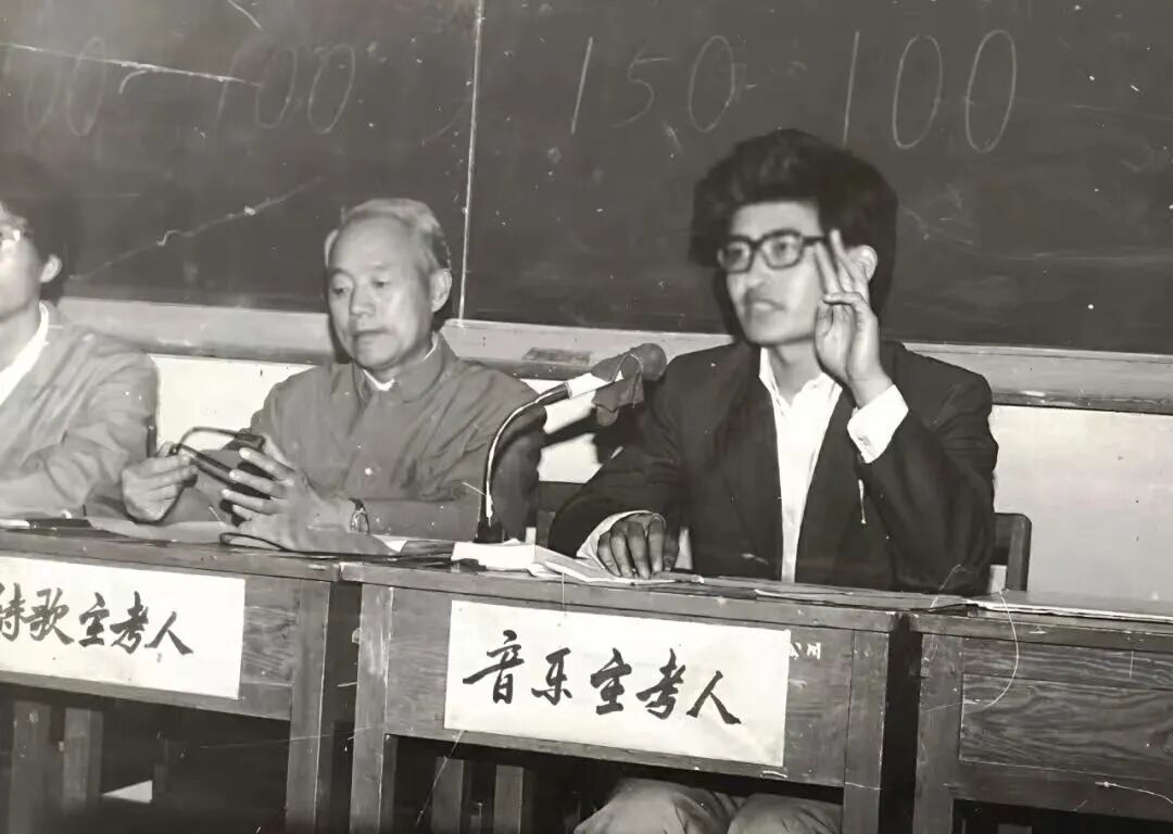 央视春晚导演组、国际关系学院发文悼念刘欢 央视春晚导演组、国际关系学院发文悼念刘欢