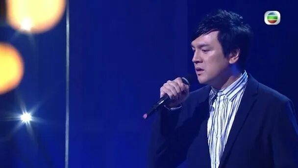 49岁男歌手突然去世，其作品红极一时，是不少人的童年回忆