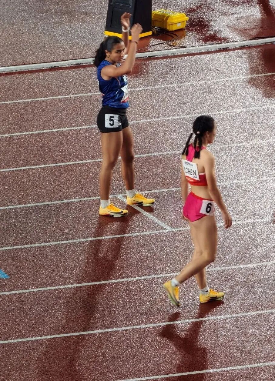 亚洲“女飞人”,雨中再夺银! 亚洲“女飞人”,雨中再夺银!
