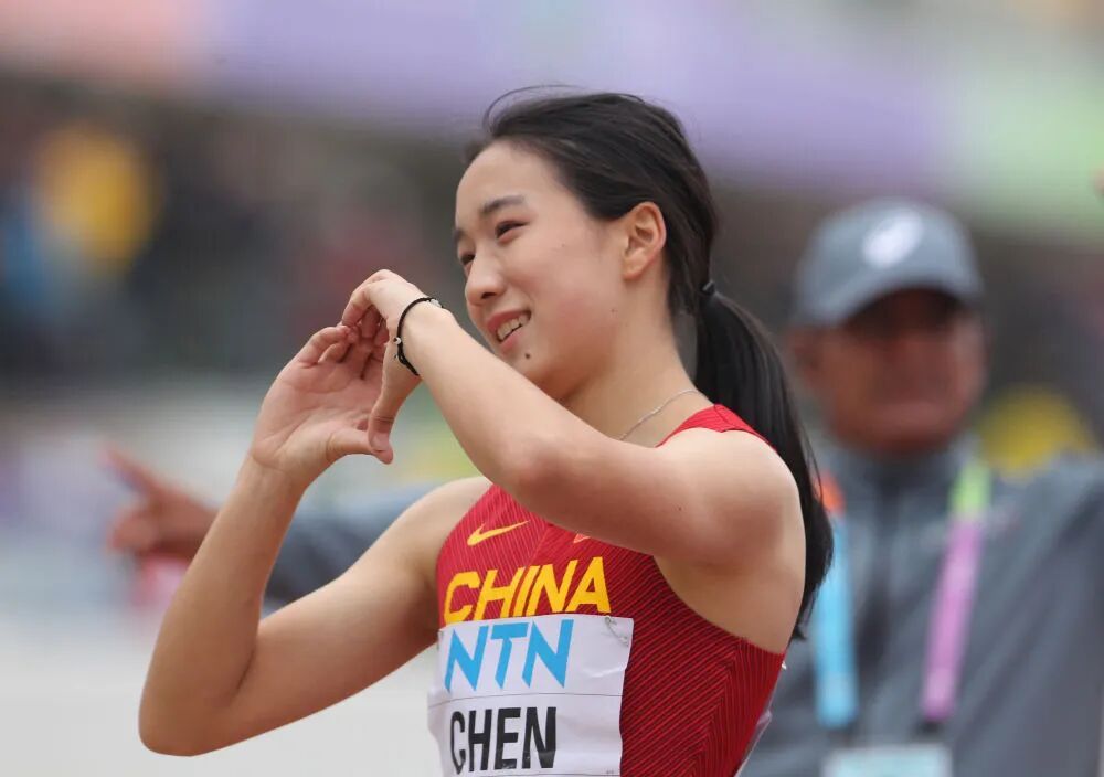 全网刷屏的 “小孩姐” 陈妤颉:“尽可能为中国田径多出一份力!” 全网刷屏的 “小孩姐” 陈妤颉:“尽可能为中国田径多出一份力!”