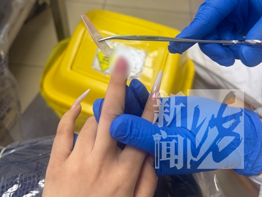 “晚上翻身撕裂,疼得钻心!”有人鲜血直流,这两天门诊量急增,医生提醒 “晚上翻身撕裂,疼得钻心!”有人鲜血直流,这两天门诊量急增,医生提醒