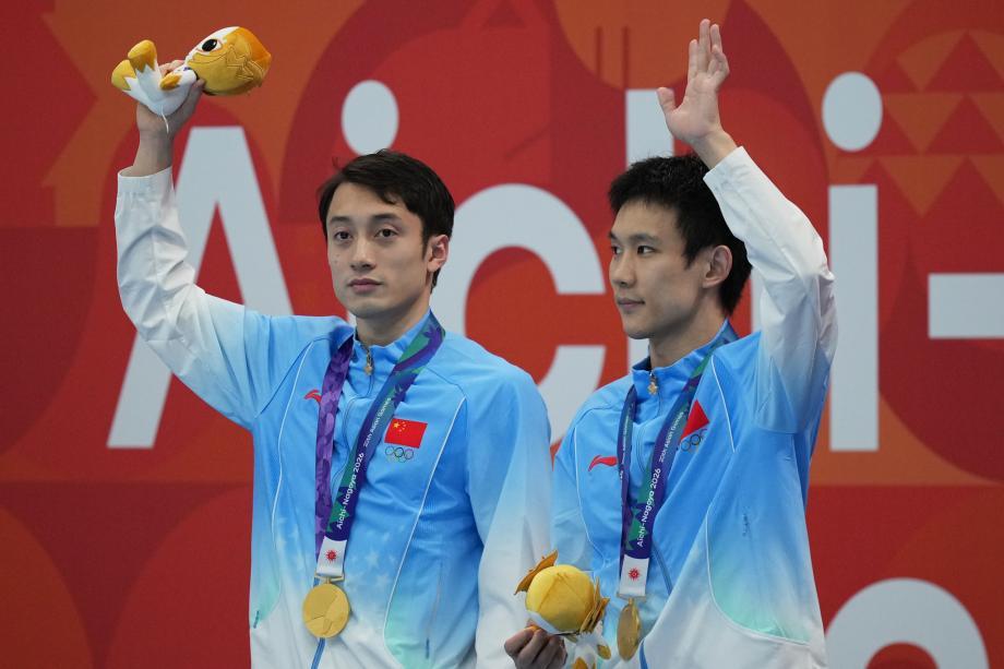 杨昊/练俊杰夺得亚运会跳水男子双人10米跳台金牌 杨昊/练俊杰夺得亚运会跳水男子双人10米跳台金牌