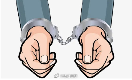 男子替朋友担保背债后伙同他人盗窃