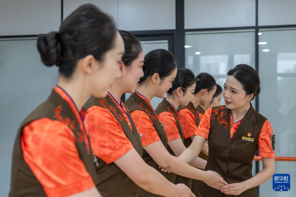 武汉铁路部门强化培训迎接国庆