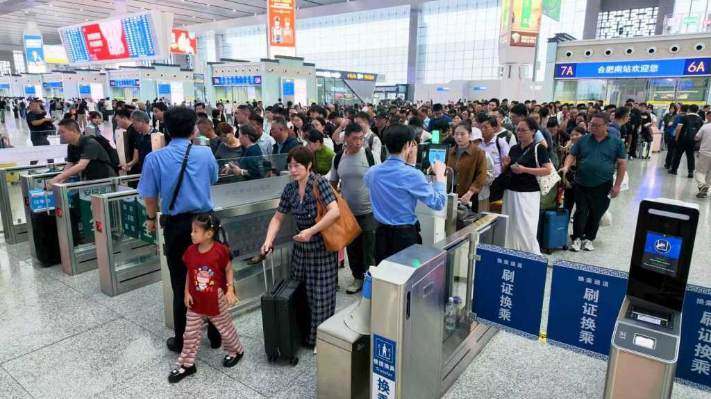 长三角铁路中秋假期日均发送旅客342万人次，同比增超六成