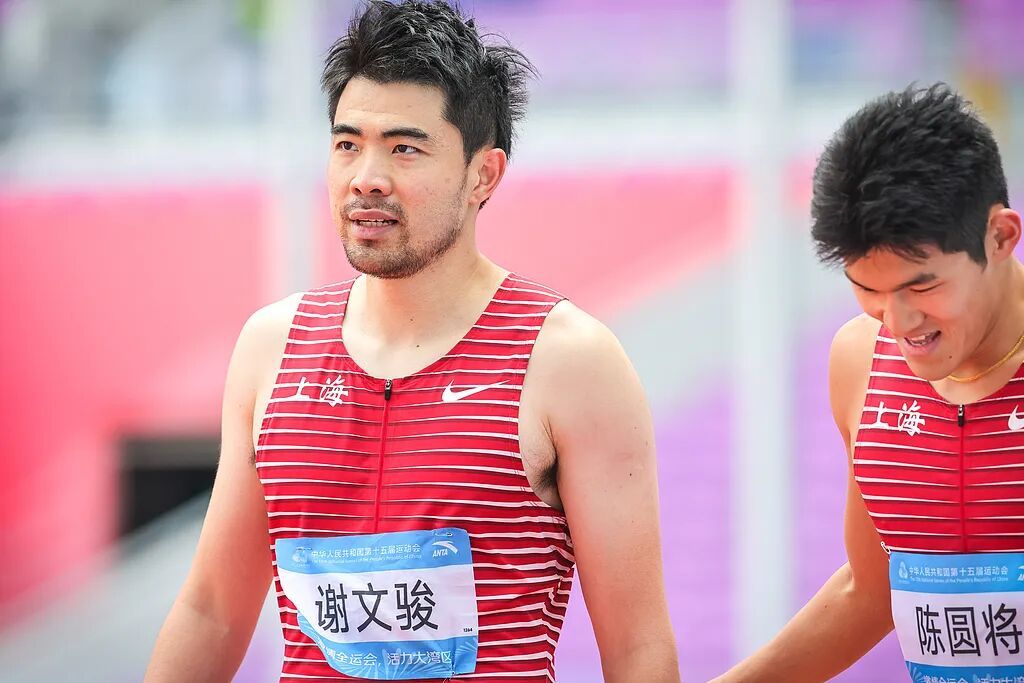 从低谷到夺金，接棒中国110米跨栏的陈圆将：“杀不死我的，只会让我更强大”