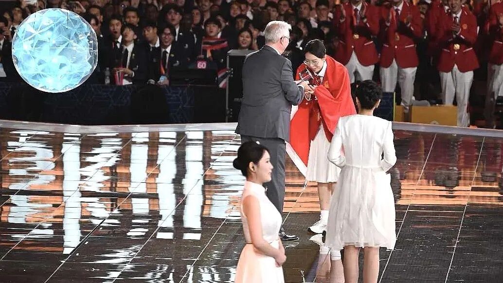 冠军中的冠军!吉林选手何晓嫚世赛夺金! 冠军中的冠军!吉林选手何晓嫚世赛夺金!