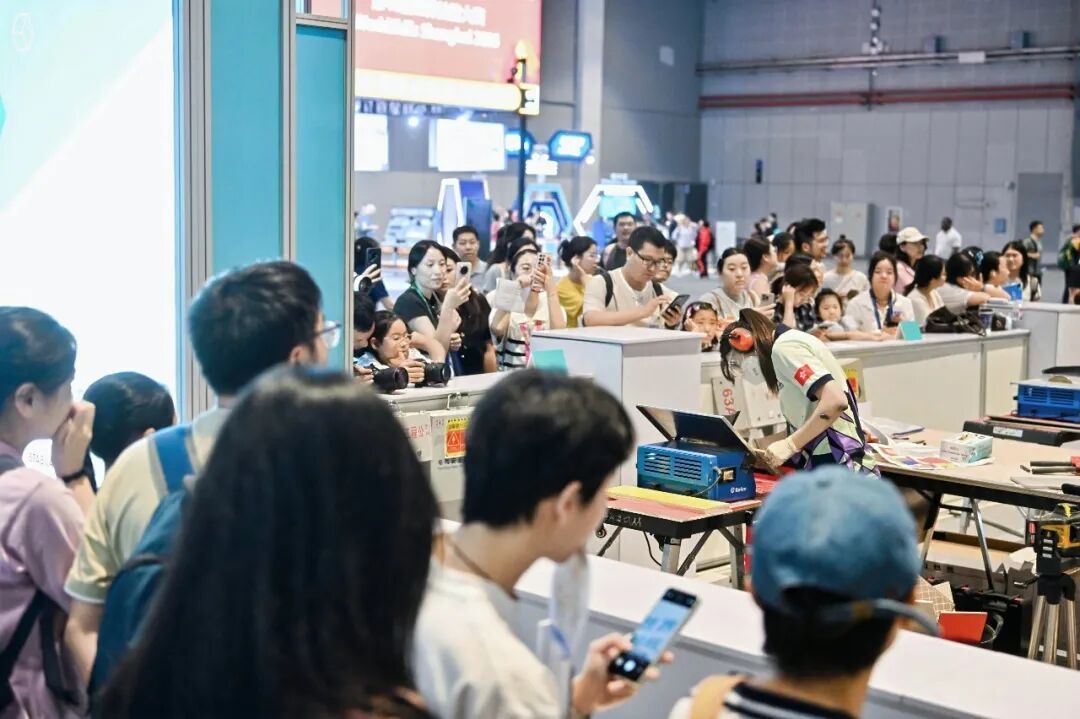 瓷砖贴面唯一女选手戴心怡:我非常为自己骄傲 瓷砖贴面唯一女选手戴心怡:我非常为自己骄傲