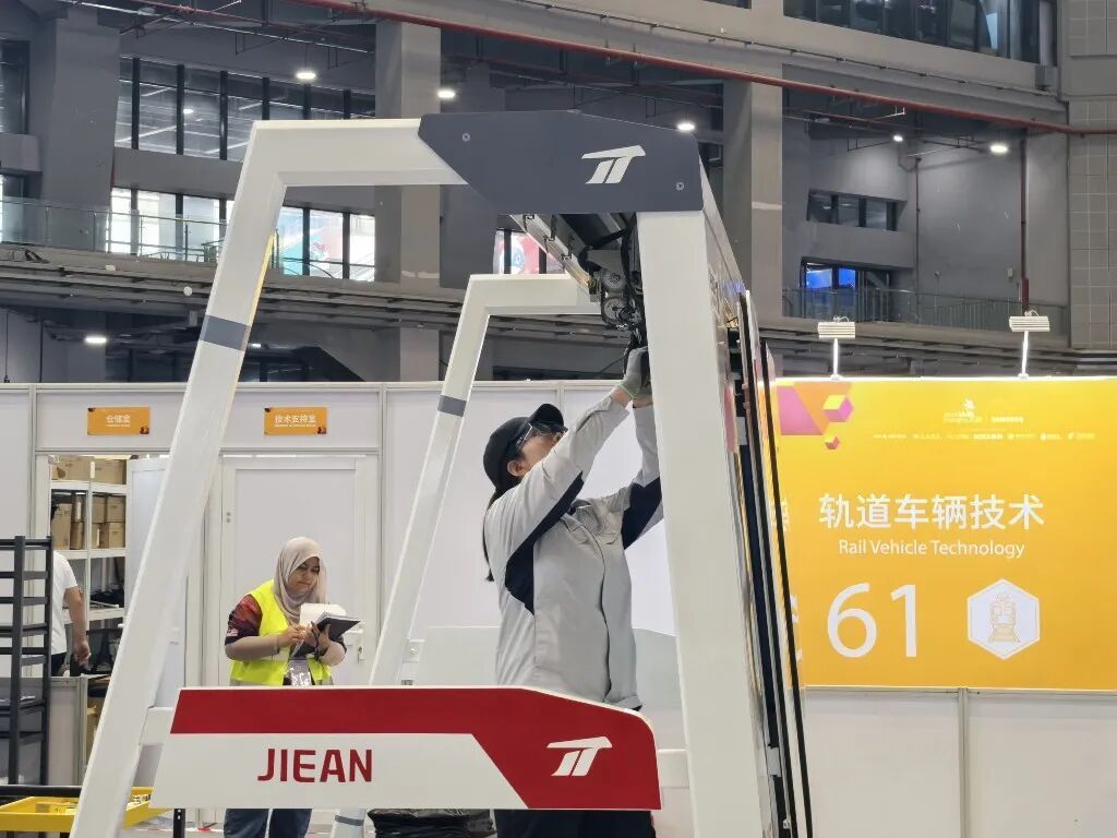 冠军中的冠军!吉林选手何晓嫚世赛夺金! 冠军中的冠军!吉林选手何晓嫚世赛夺金!