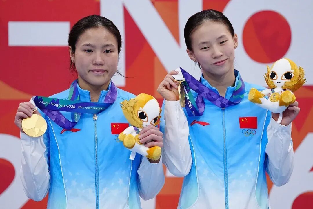 继双人项目夺金后,陈芋汐再夺亚运会跳水女子10米跳台金牌,斩获个人本届亚运会第二金 继双人项目夺金后,陈芋汐再夺亚运会跳水女子10米跳台金牌,斩获个人本届亚运会第二金