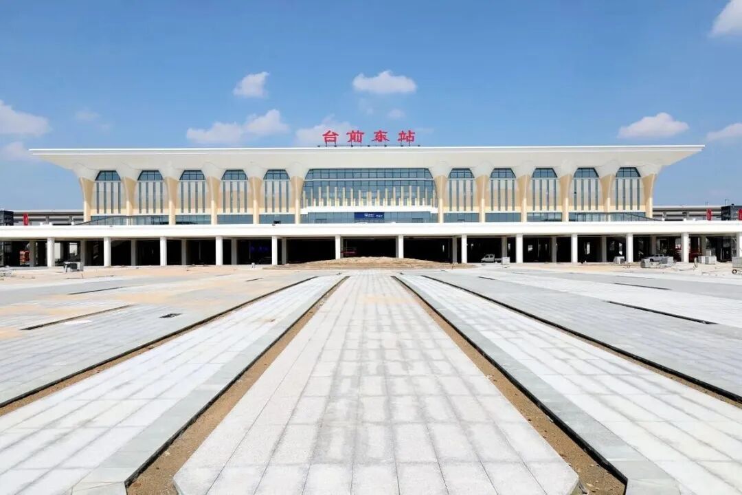 雄商高铁正式开通,冀鲁豫三省迎来“黄金通道”,商丘枢纽地位再升级 雄商高铁正式开通,冀鲁豫三省迎来“黄金通道”,商丘枢纽地位再升级