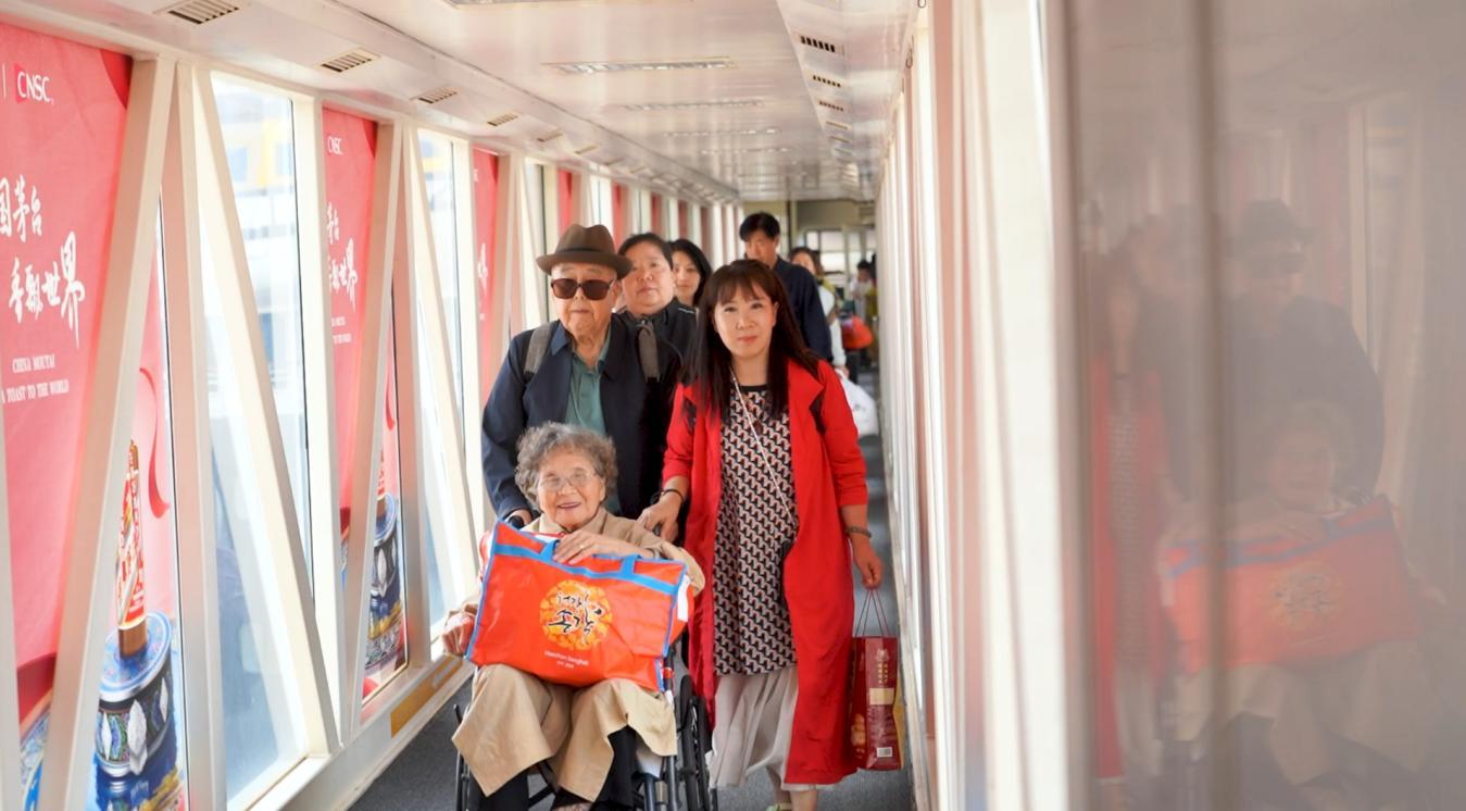 海上过中秋 假期邮轮口岸出入境客流近1.2万人次 海上过中秋 假期邮轮口岸出入境客流近1.2万人次