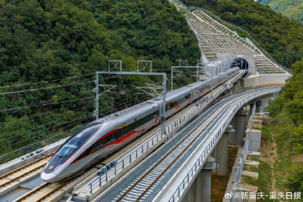 西渝高铁西康段通车 全线建成后重庆至西安仅需2.5小时 西渝高铁西康段通车 全线建成后重庆至西安仅需2.5小时