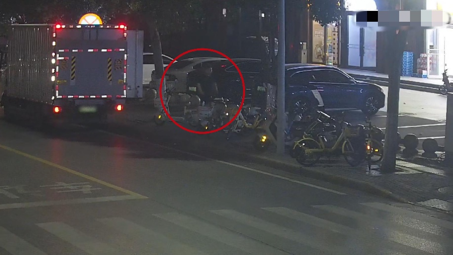 西安4名男子8天偷13吨共享单车“创业”，所获脏款竟然还不抵支出，最终全员落网