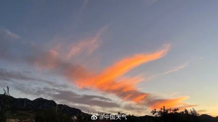 北京晚霞绚烂 长空尽染迎国庆